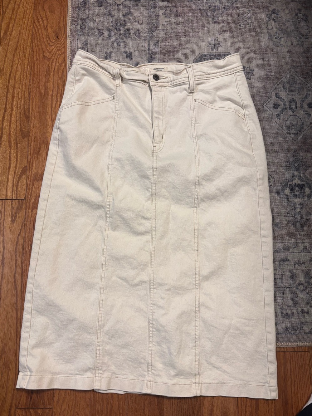 Levi’s denim skirt